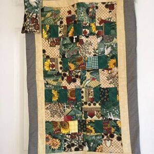 NWOT Hand Crafted Doll Quilt with Matching Pillow